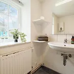 Klueterkammer, Auf Gutshof Mit Kamin
