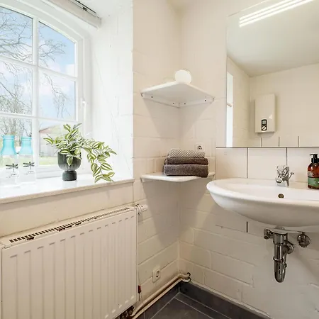Klüterkammer, Auf Gutshof Mit Kamin