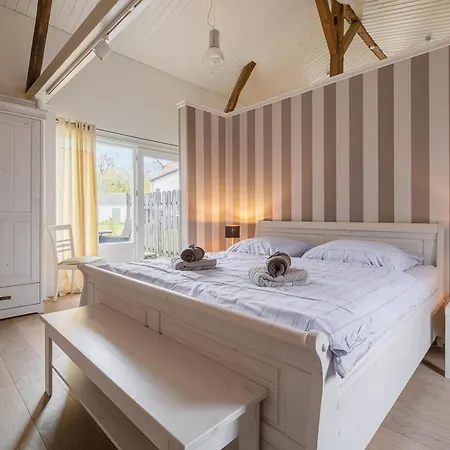 Klüterkammer, Auf Gutshof Mit Kamin Langballig