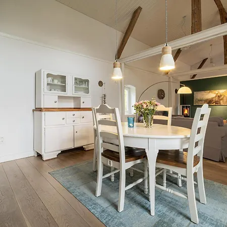 Klueterkammer, Auf Gutshof Mit Kamin * Langballig