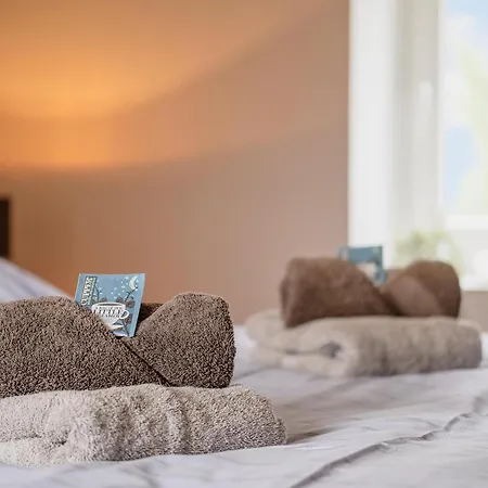 Klueterkammer, Auf Gutshof Mit Kamin